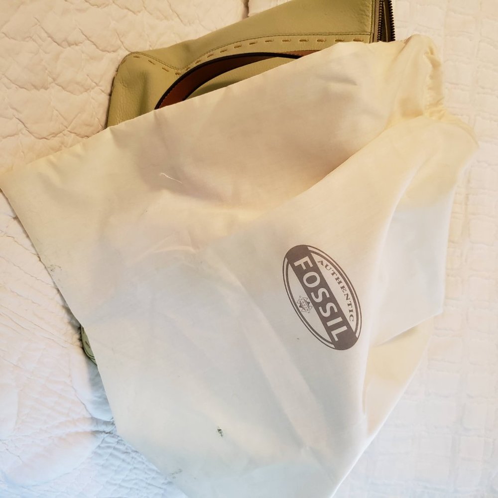 Fossil Tote Bag And Matching Wristlet - image 7